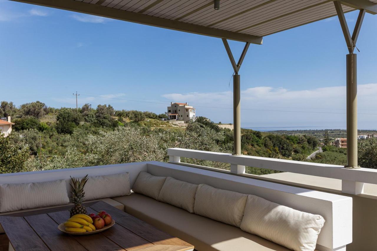 Rizes Villa With Jacuzzi & Heated Pool Agia Triada Exterior foto