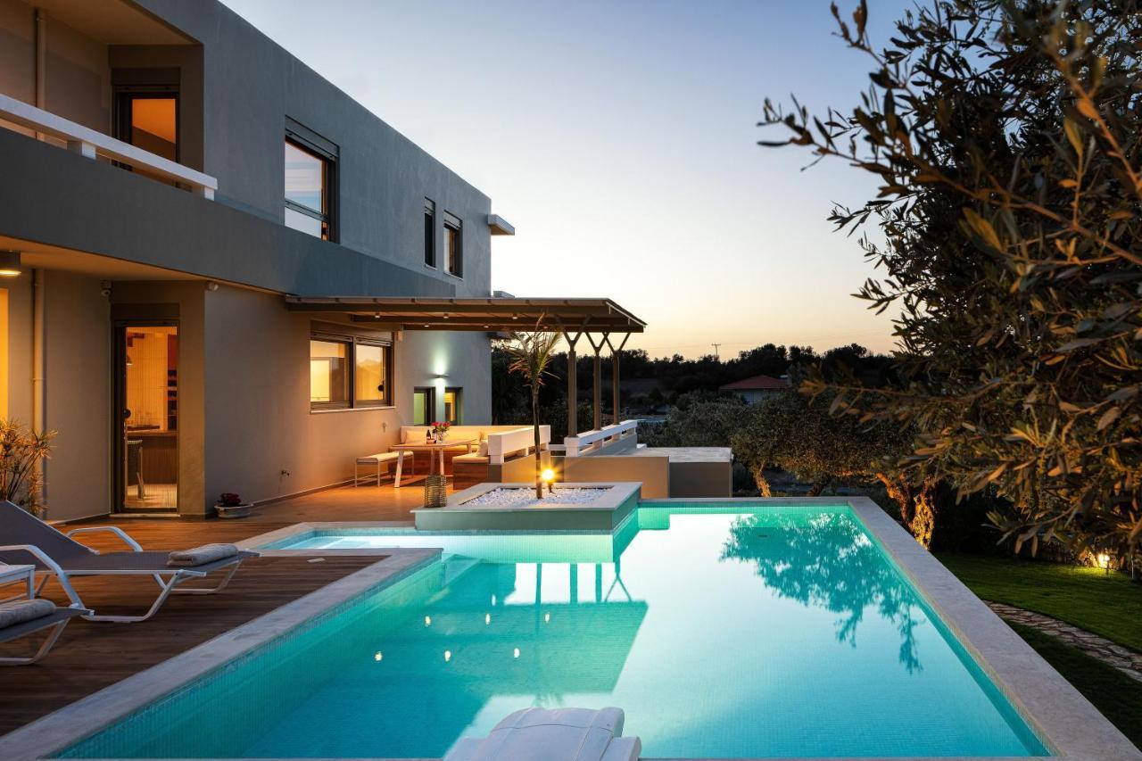 Rizes Villa With Jacuzzi & Heated Pool Agia Triada Exterior foto