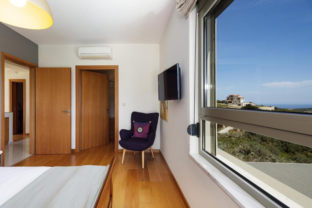 Rizes Villa With Jacuzzi & Heated Pool Agia Triada Exterior foto