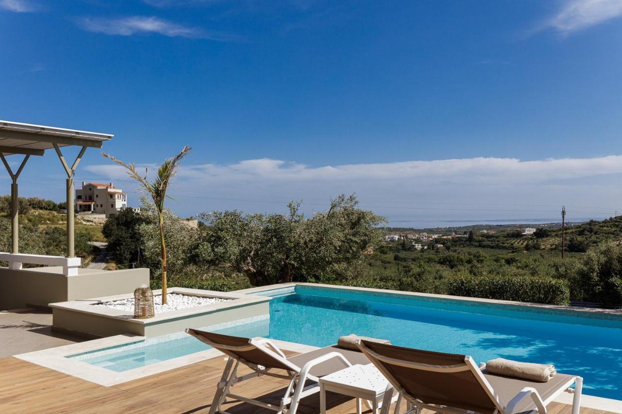 Rizes Villa With Jacuzzi & Heated Pool Agia Triada Exterior foto