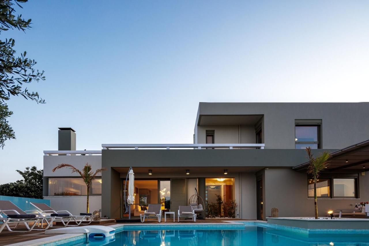 Rizes Villa With Jacuzzi & Heated Pool Agia Triada Exterior foto