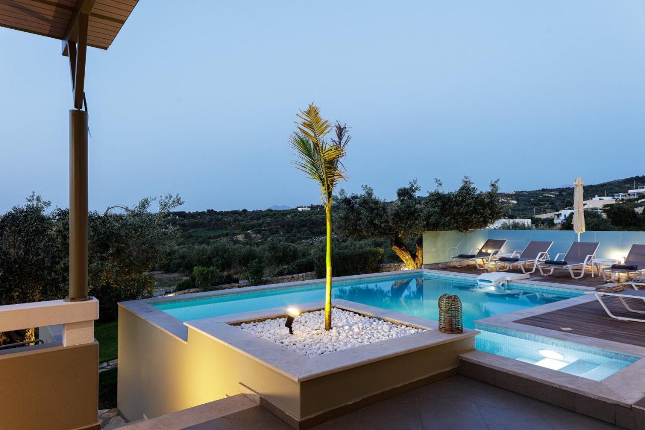 Rizes Villa With Jacuzzi & Heated Pool Agia Triada Exterior foto