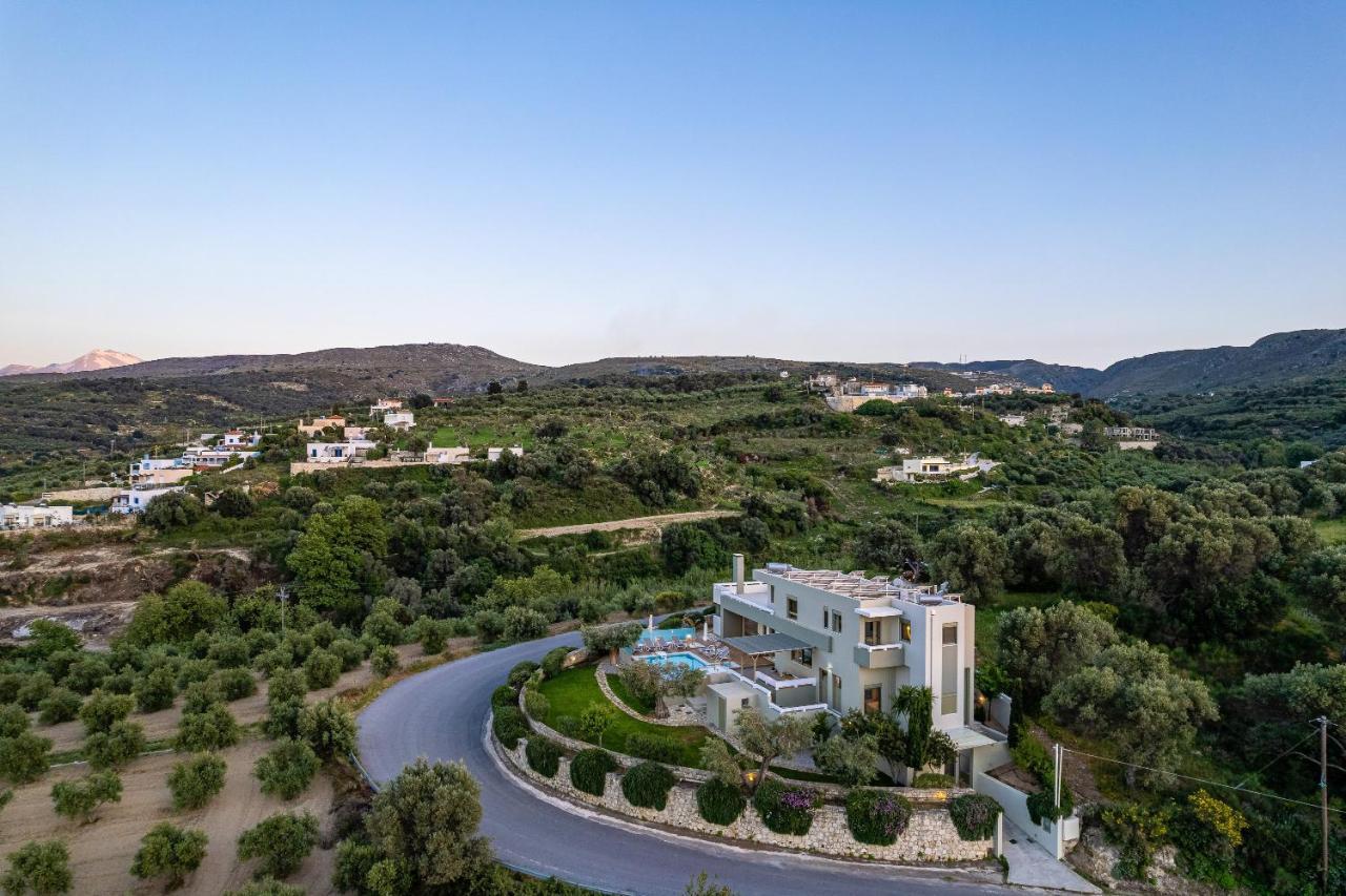 Rizes Villa With Jacuzzi & Heated Pool Agia Triada Exterior foto